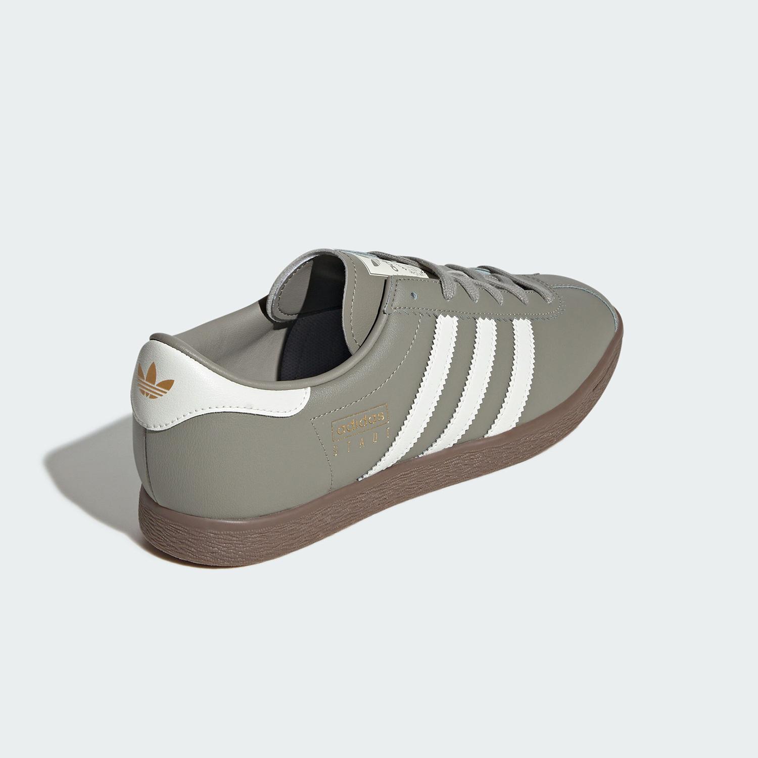 Sepatu papan kasual ringan tah - Adidas Shoes Gazelle ulasan dan harga